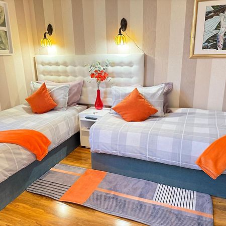 Upton Country Park Guest House Northampton Bagian luar foto